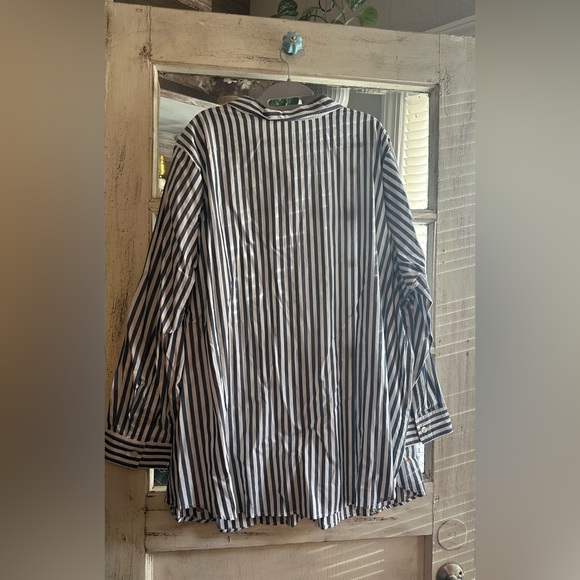 NWOT Woman Within | Blue and White Floral Embroidery Button down - Picture 5 of 5